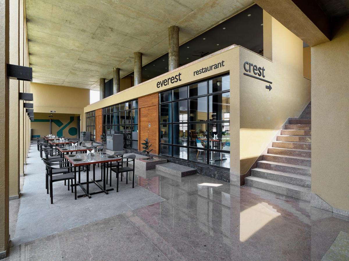 Hotel Mayur Express Sangamner Zewnętrze zdjęcie